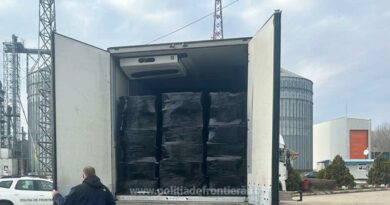 Contraband cigarettes, worth over 1.5 million euros, discovered hidden in a truck