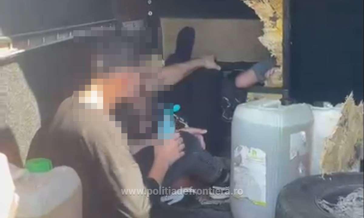 Two men arrested after trying to smuggle five migrants into Romania ...