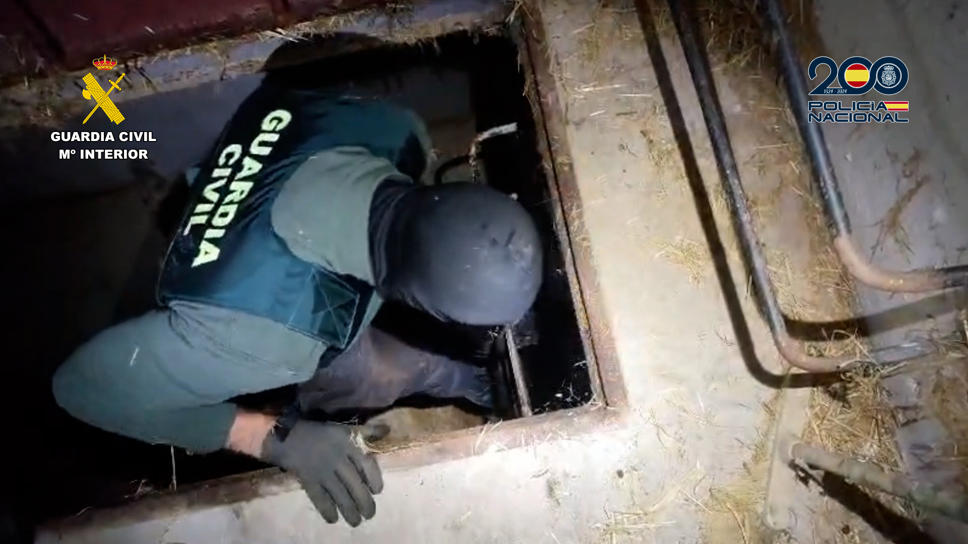 More than 3,500 kilos of drugs seized and 17 arrested in a drug ...