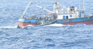 The French Navy intercepted a fishing vessel in the Atlantic Ocean, resulting in the seizure of 3.366 kg of cocaine The French Navy intercepted a fishing vessel in the Atlantic Ocean, resulting in the seizure of 3.366 kg of cocaine