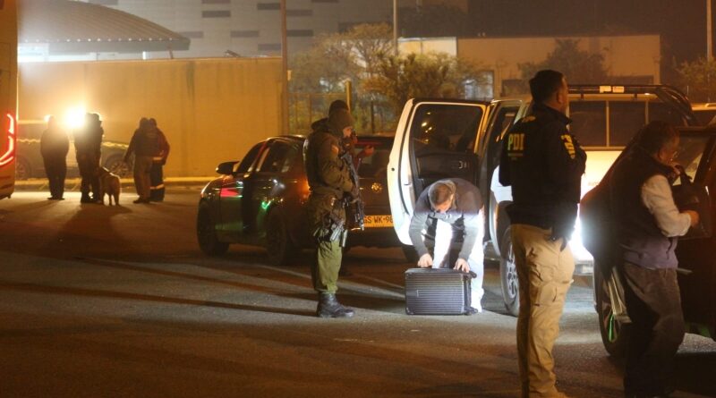 More than 800 vehicle inspections and 4 arrests for cigarette smuggling in highway operation in the Coquimbo Region