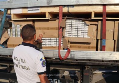 Cigarettes worth over 720,000 lei, hidden in a truck, were discovered by border police in Calafat, Romania
