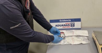 Chilean Customs officials detect ketamine strapped to a passenger’s body at Diego Aracena Airport in Iquique