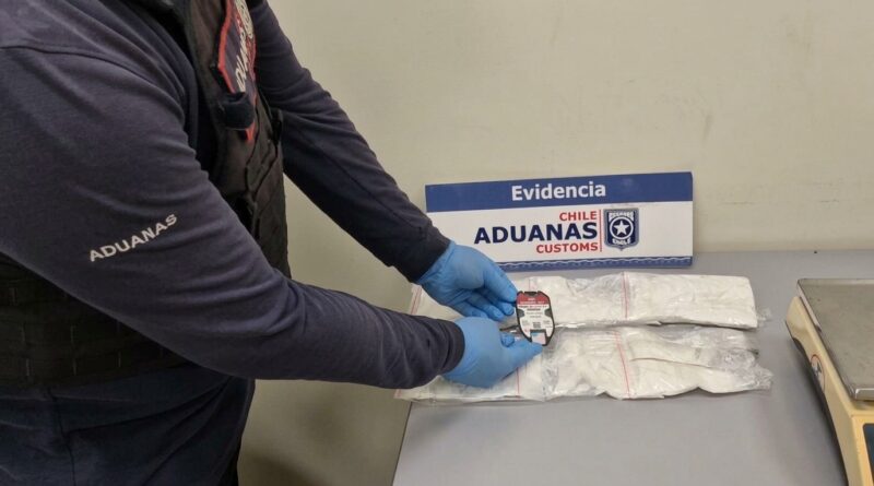Chilean Customs officials detect ketamine strapped to a passenger’s body at Diego Aracena Airport in Iquique